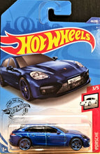 Load image into Gallery viewer, Hot Wheels 2020 Porsche Panamera Turbo S E-Hybrid Sport Turismo Blue #44 Porsche
