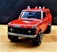 Load image into Gallery viewer, Majorette 1990 Range Rover Rescue Team Red #246
