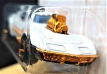 Load image into Gallery viewer, Hot Wheels 2020 &#39;68 Corvette Gas Monkey Garage Pearl White Pearl and Chrome 5/6
