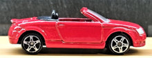 Load image into Gallery viewer, Maisto 2012 Audi TT Roadster 1:64 Red Fresh Metal

