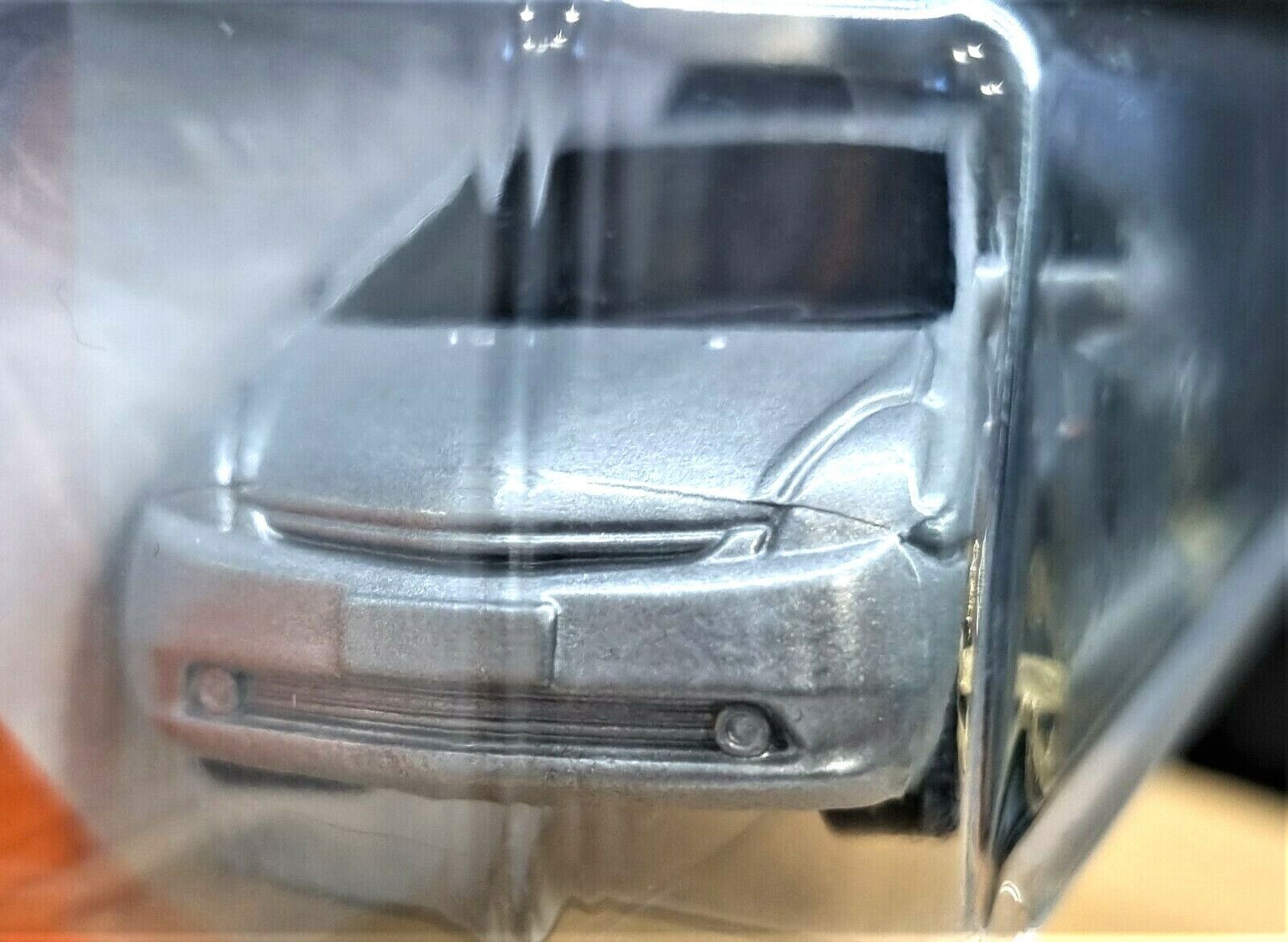 Matchbox Toyota Prius Die-Cast Car, 1:62 Scale, Silver, City 58/100 Series - View #7