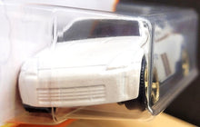 Load image into Gallery viewer, Matchbox 2021 2003 Nissan 350Z White MBX Highway #75/100 New Long Card
