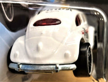 Load image into Gallery viewer, Hot Wheels 2018 Volkswagen Beetle White #364 Checkmate 8/9 New
