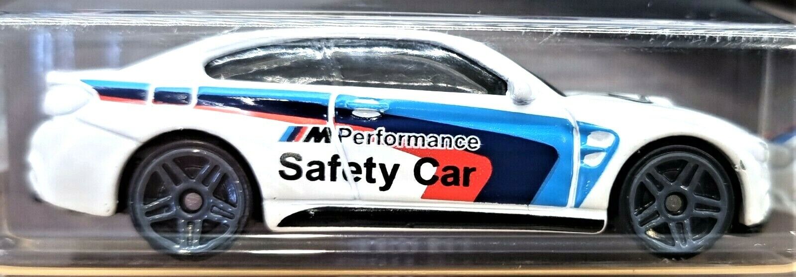 Hot Wheels 2018 BMW M4 White Gran Turismo 6/8 New Long Card